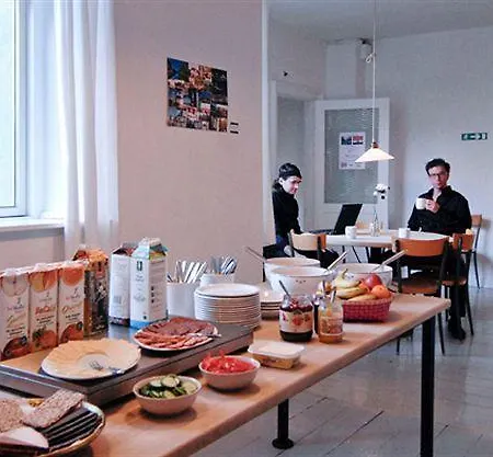 Hostel City Sleep-In Ostello *