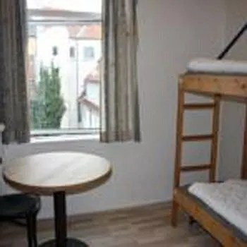 Hostel City Sleep-In
